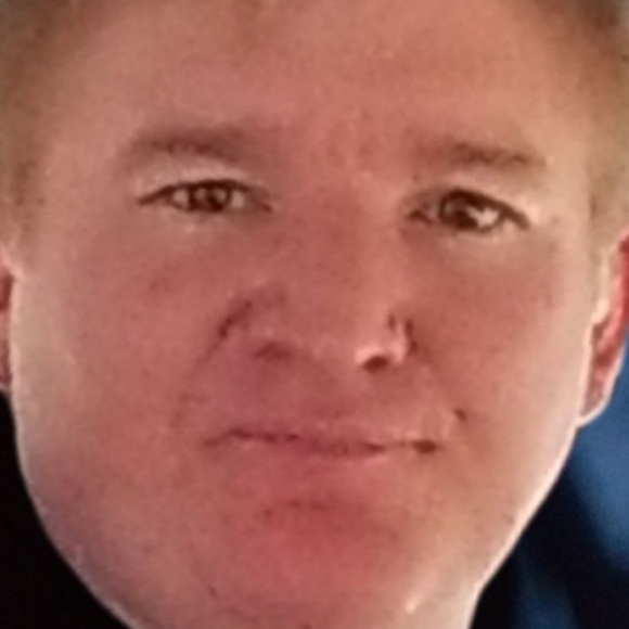 Meet your Posher, Ashton - Picture 1 of 1